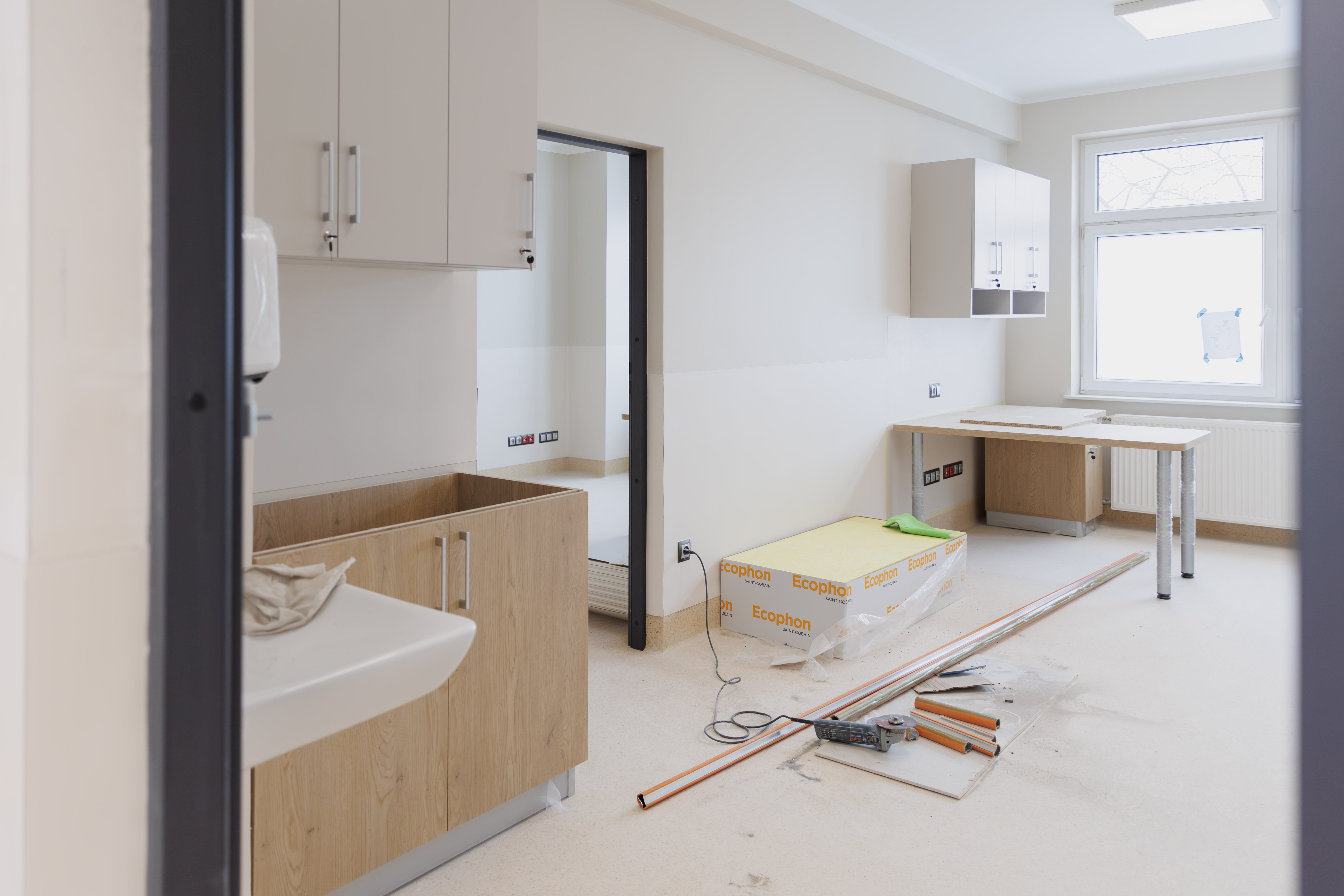 Nowa Poradnia Żywieniowa, zmodernizowane poradnie i&nbsp;najnowszy sprzęt. Szpital św.&nbsp;Łukasza w&nbsp;Tarnowie rozpoczął kluczową, wartą blisko 26 mln zł inwestycję, która&nbsp;znacząco poprawi komfort pacjentów.