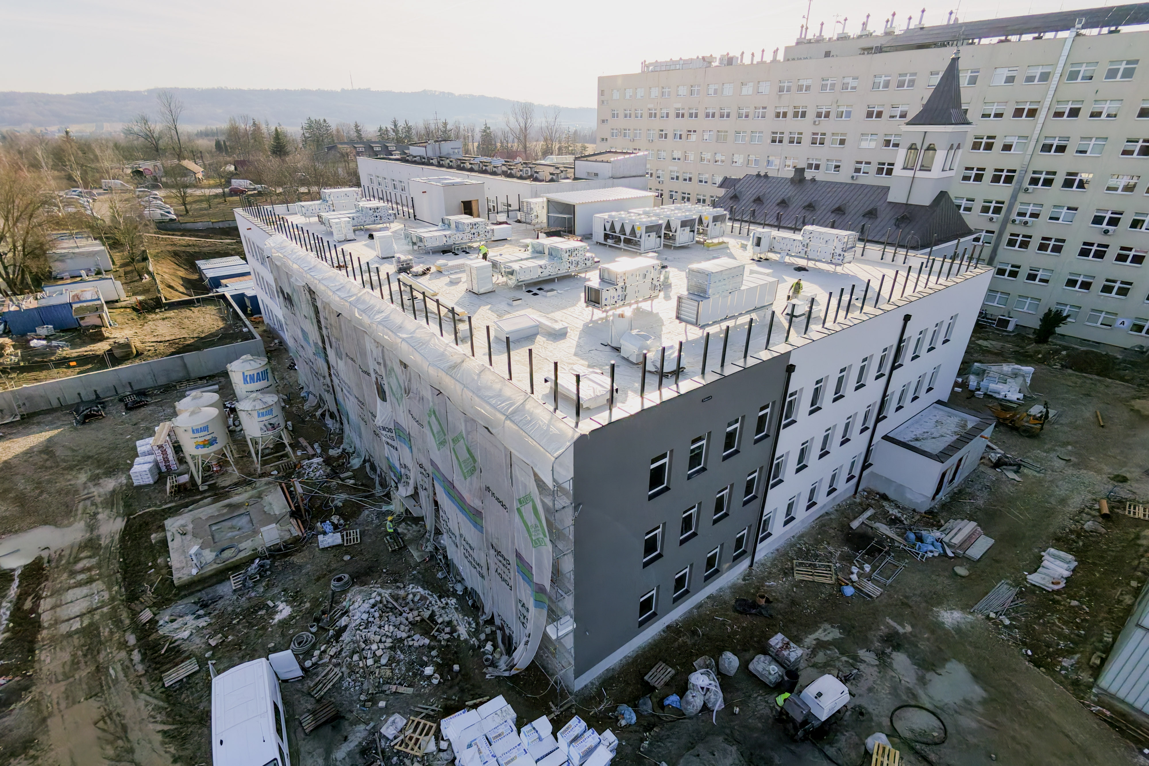 Nowy Blok Operacyjny – wnętrza nabierają ostatecznego kształtu